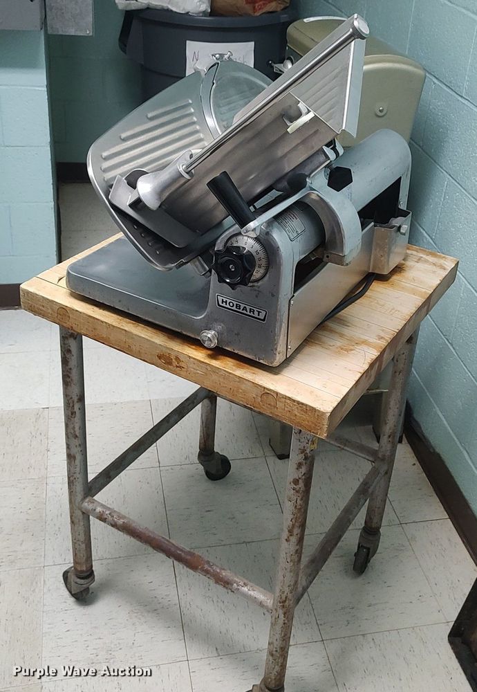 image for item LG9630 Hobart 1612  meat slicer