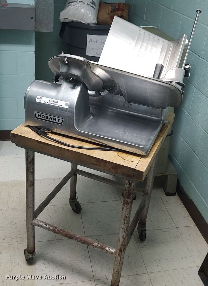 image for item LG9630 Hobart 1612  meat slicer