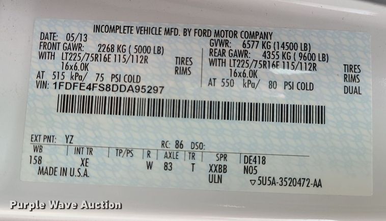 image for item LH9871 2013 Ford E450  shuttle bus