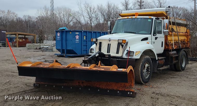 image for item LH9872 2006 International 7300  dump truck