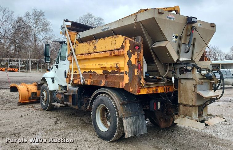 image for item LH9872 2006 International 7300  dump truck