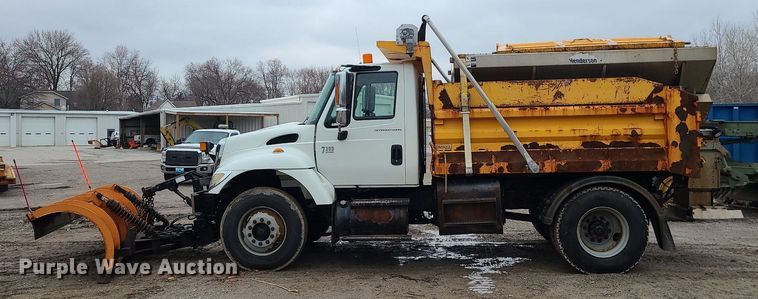image for item LH9872 2006 International 7300  dump truck