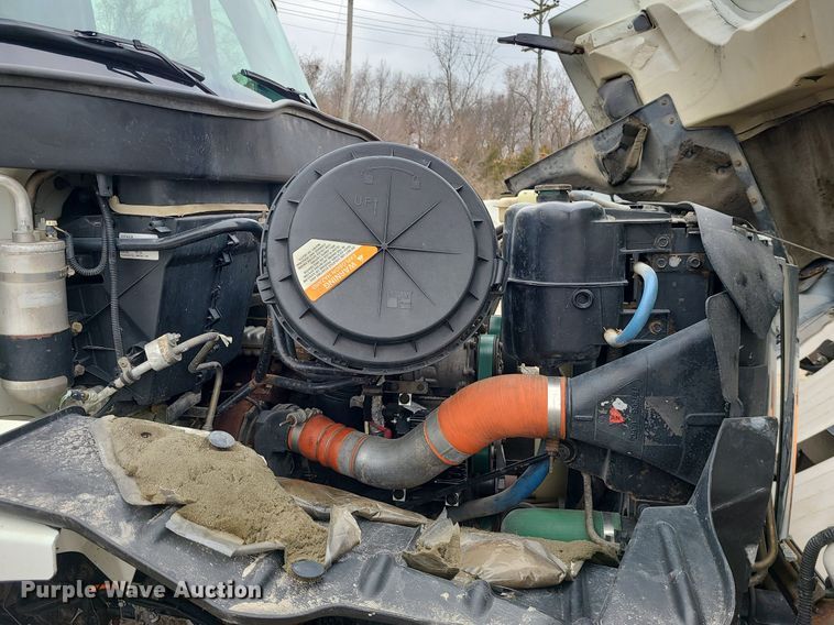 image for item LH9872 2006 International 7300  dump truck