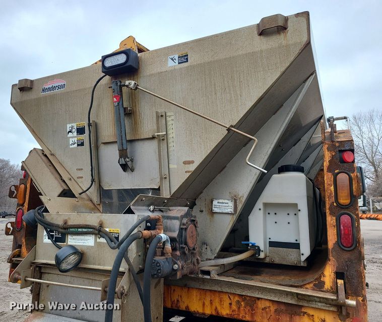 image for item LH9872 2006 International 7300  dump truck