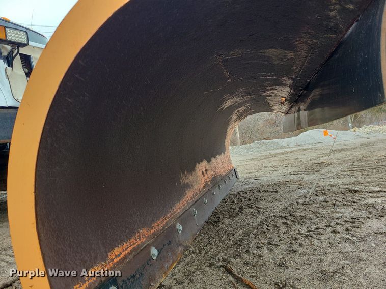 image for item LH9872 2006 International 7300  dump truck