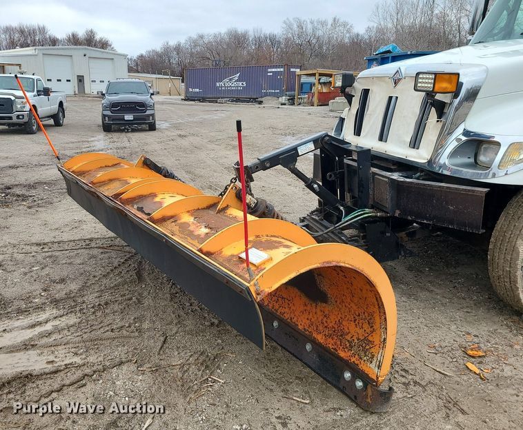 image for item LH9872 2006 International 7300  dump truck
