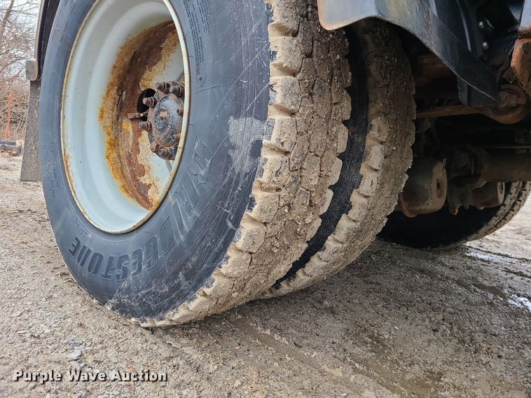 image for item LH9872 2006 International 7300  dump truck