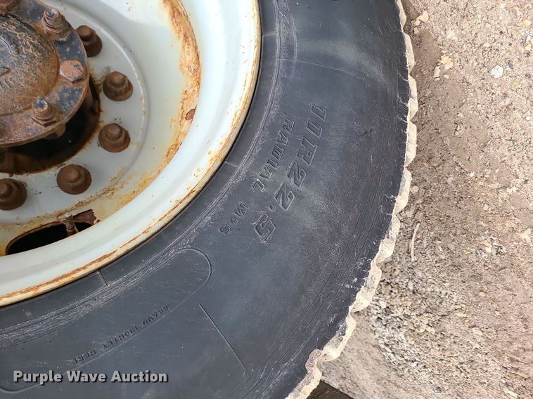 image for item LH9872 2006 International 7300  dump truck