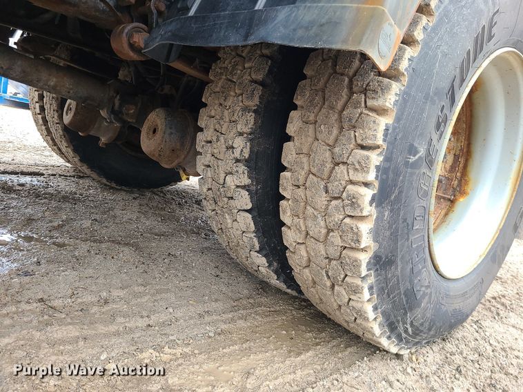 image for item LH9872 2006 International 7300  dump truck