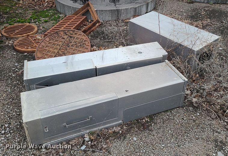 image for item LH9873 Road safety equipment