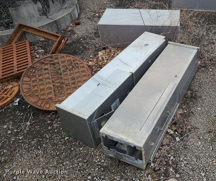 image for item LH9873 Road safety equipment