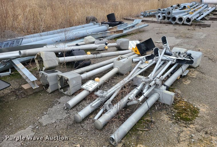 image for item LH9873 Road safety equipment