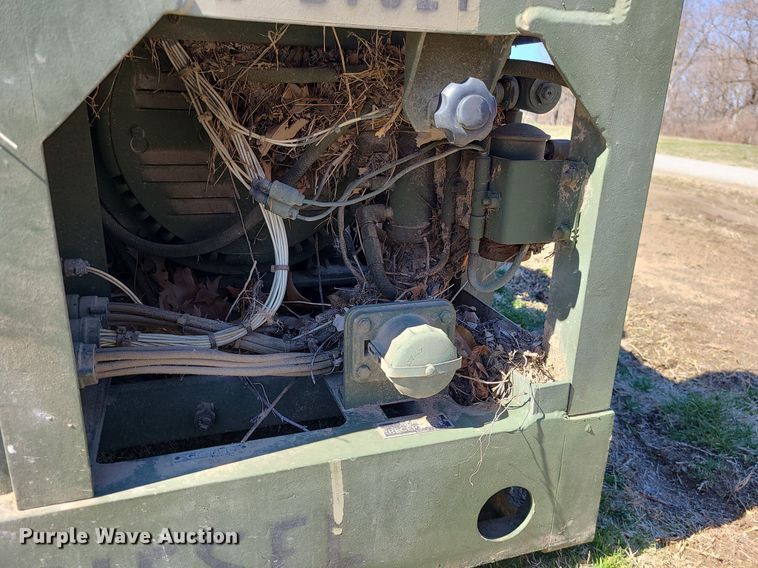 image for item LH9895 1987 U.S. Department Of Defense MEP003A  generator