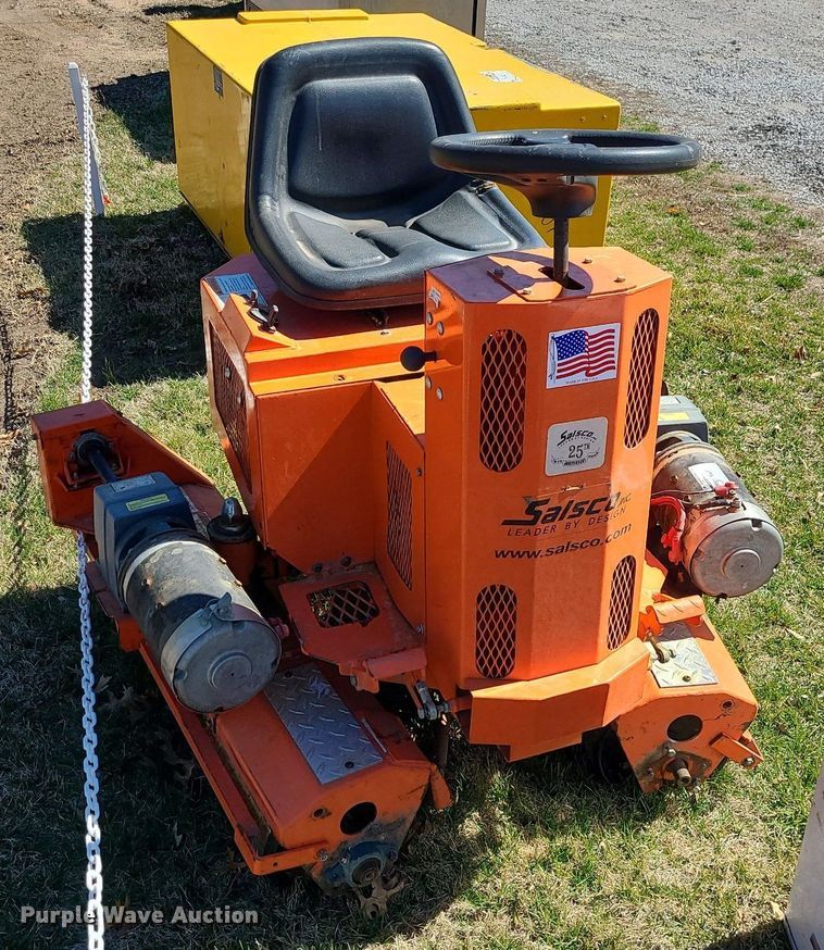 image for item LH9897 Salsco  greens roller