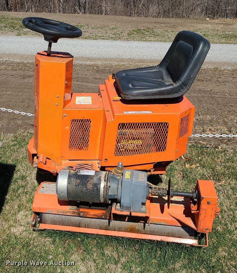 image for item LH9897 Salsco  greens roller