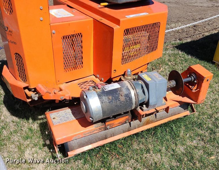 image for item LH9897 Salsco  greens roller