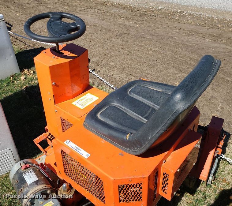 image for item LH9897 Salsco  greens roller