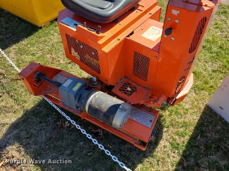 image for item LH9897 Salsco  greens roller