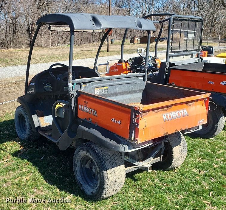 image for item LH9899 Kubota RTV500  utility vehicle