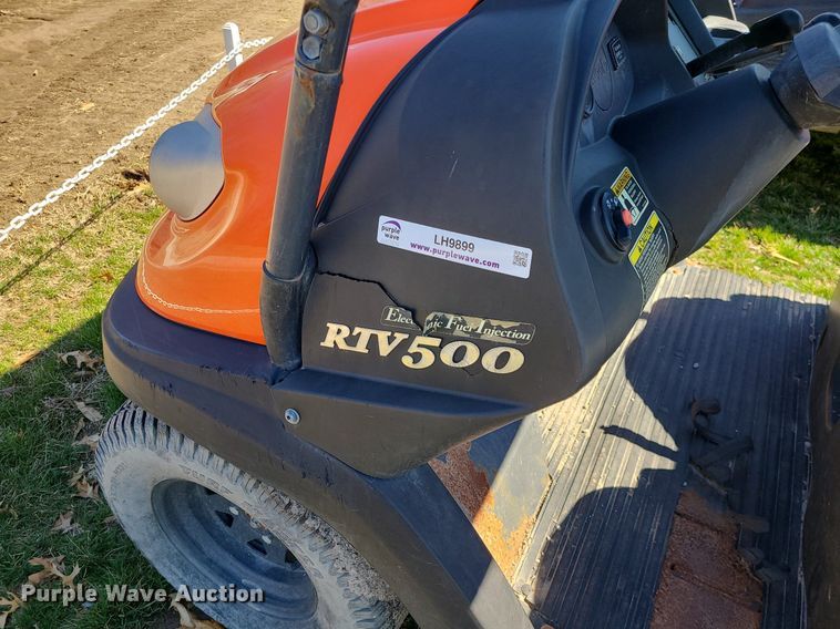 image for item LH9899 Kubota RTV500  utility vehicle