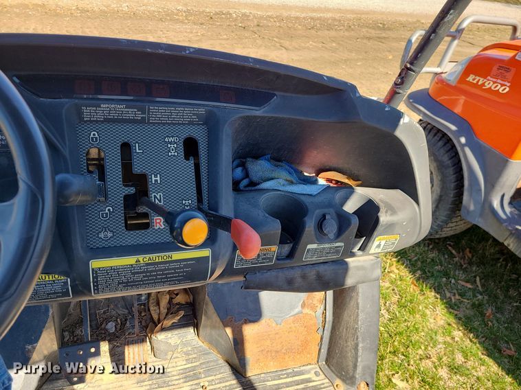 image for item LH9899 Kubota RTV500  utility vehicle