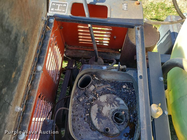 image for item LH9900 Lawn and garden