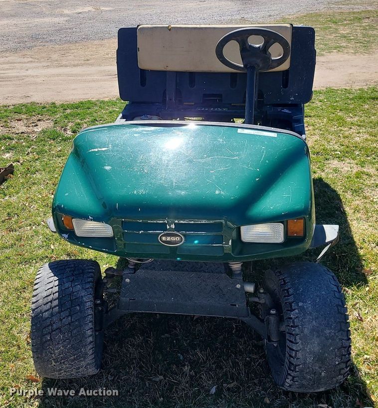 image for item LH9901 2010 EZ GO ST400  utility vehicle