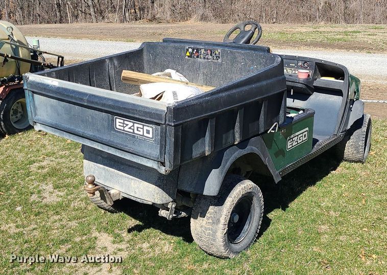 image for item LH9901 2010 EZ GO ST400  utility vehicle
