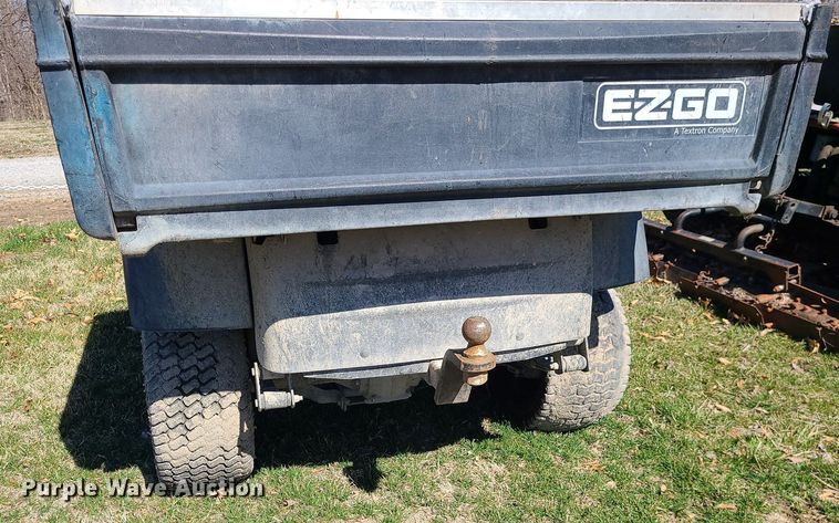image for item LH9901 2010 EZ GO ST400  utility vehicle