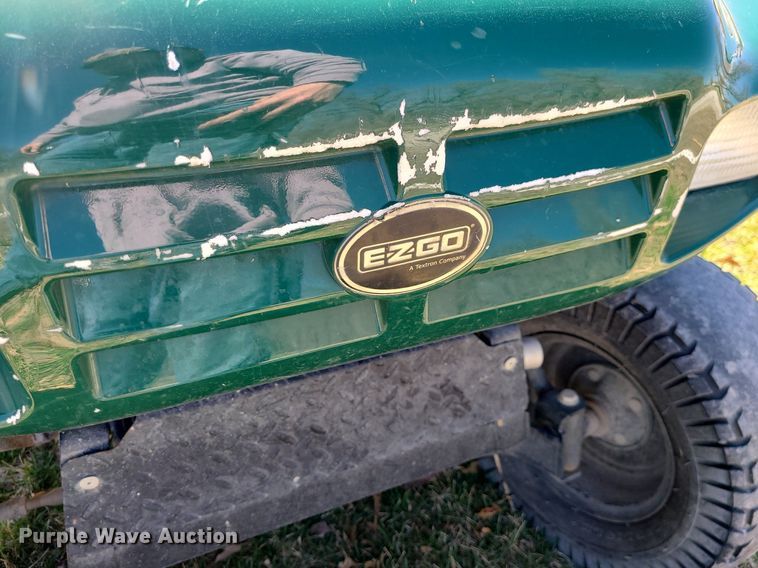 image for item LH9901 2010 EZ GO ST400  utility vehicle