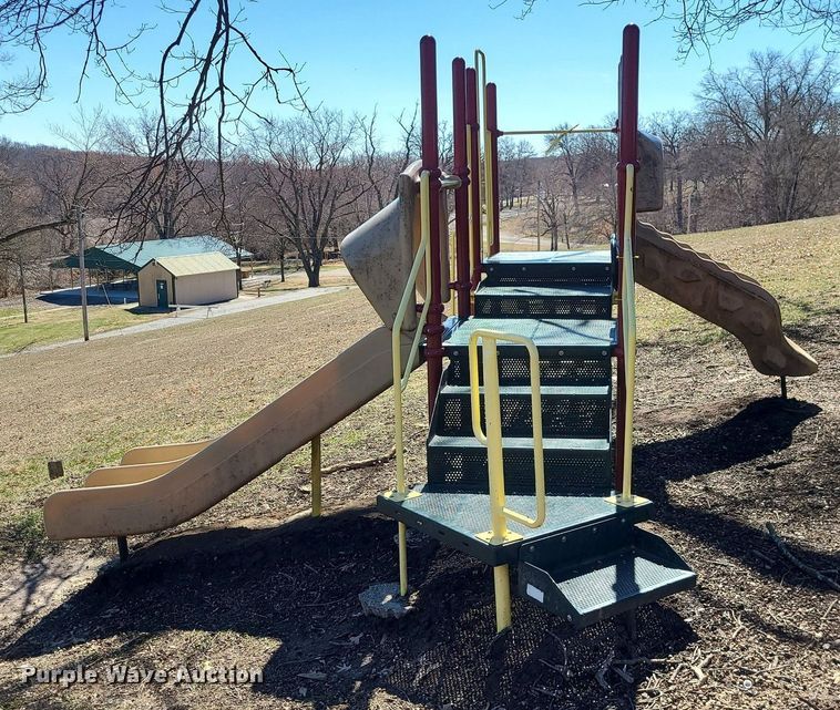 image for item LH9907 Playground equipment