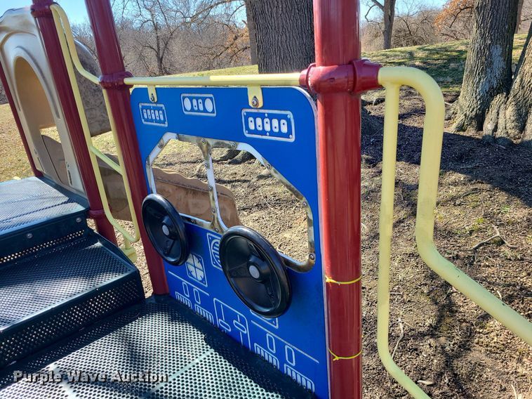 image for item LH9907 Playground equipment