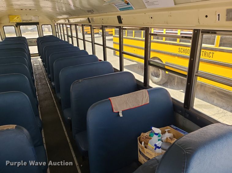 image for item LH9920 2007 IC PB105  school bus