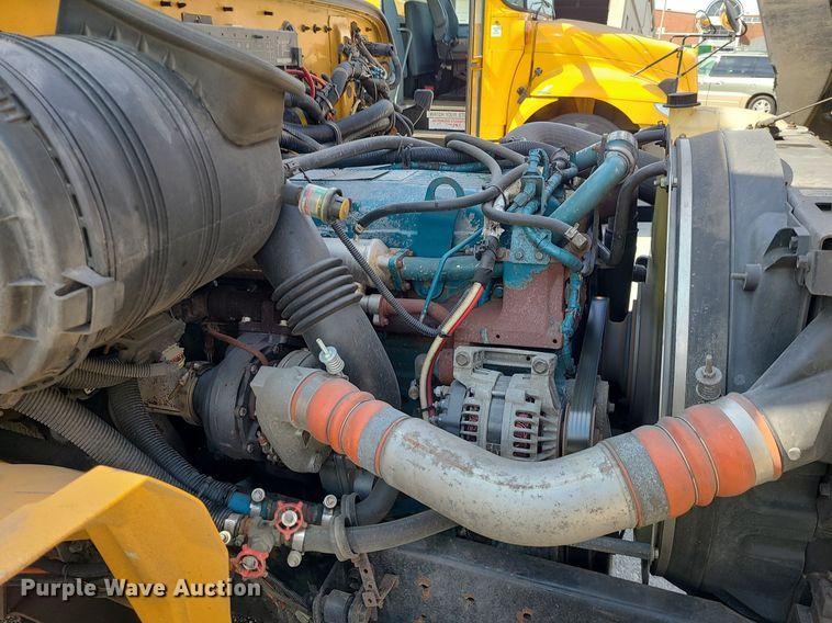 image for item LH9920 2007 IC PB105  school bus