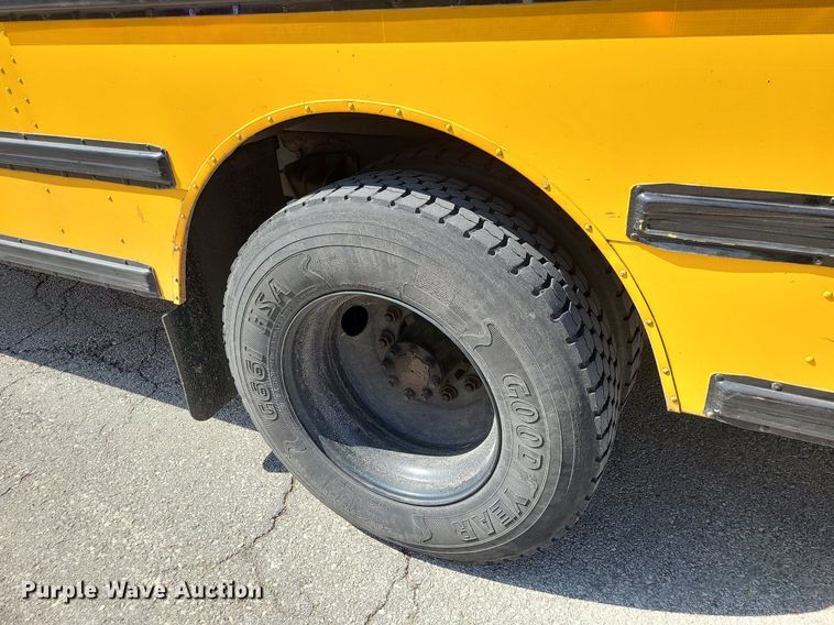 image for item LH9920 2007 IC PB105  school bus