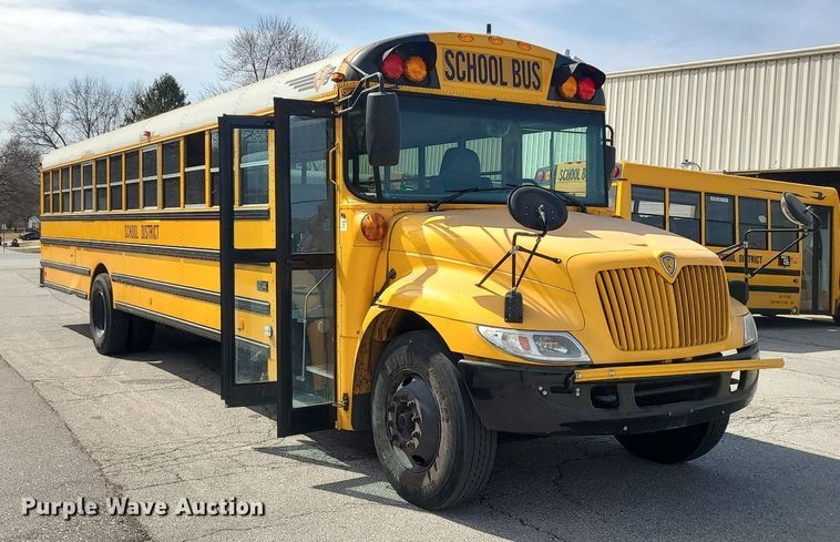image for item LH9921 2006 IC PB105  school bus