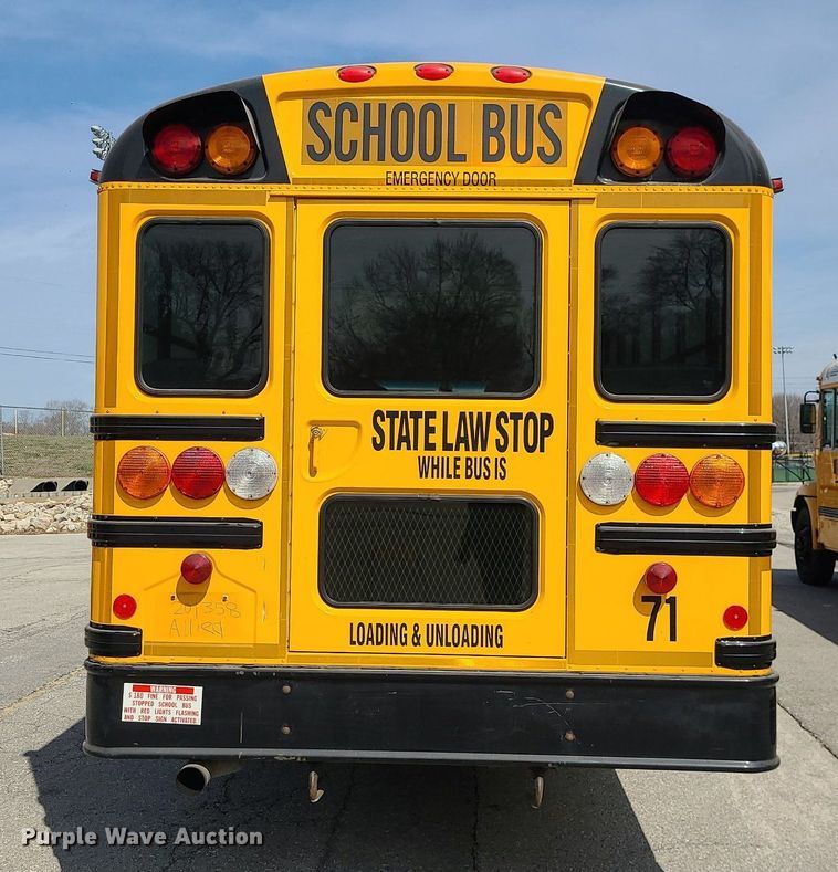 image for item LH9921 2006 IC PB105  school bus