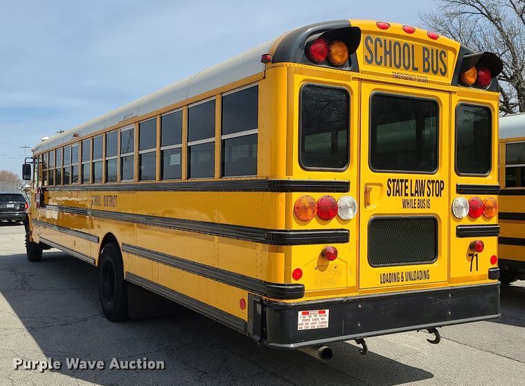 image for item LH9921 2006 IC PB105  school bus