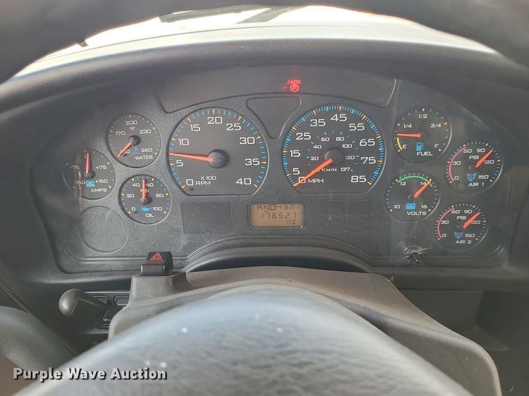 image for item LH9921 2006 IC PB105  school bus