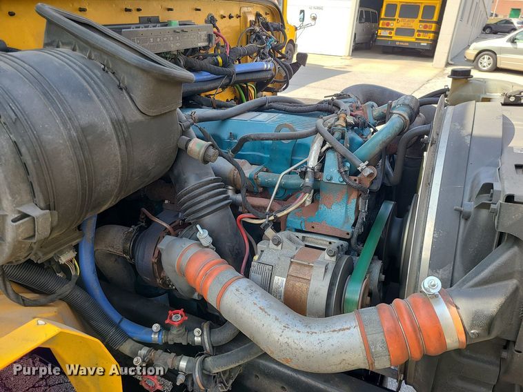 image for item LH9921 2006 IC PB105  school bus