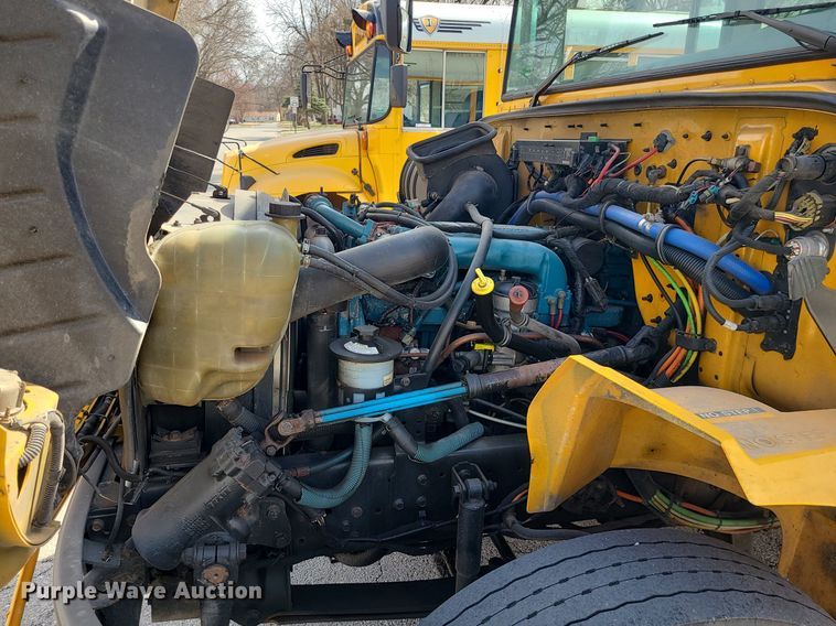 image for item LH9921 2006 IC PB105  school bus