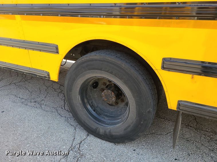 image for item LH9921 2006 IC PB105  school bus