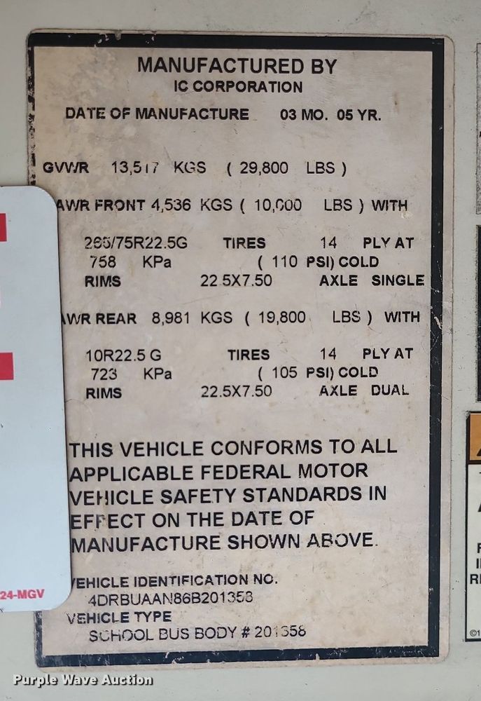 image for item LH9921 2006 IC PB105  school bus