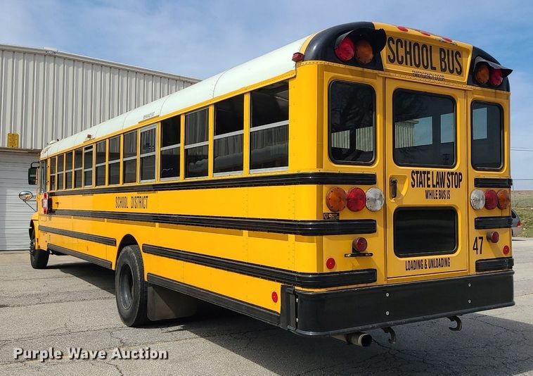 image for item LH9922 2007 IC PB105  school bus