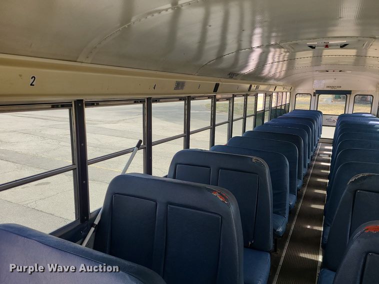 image for item LH9922 2007 IC PB105  school bus