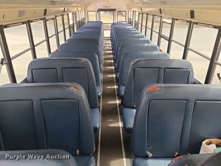 image for item LH9922 2007 IC PB105  school bus