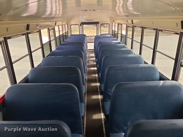 image for item LH9922 2007 IC PB105  school bus