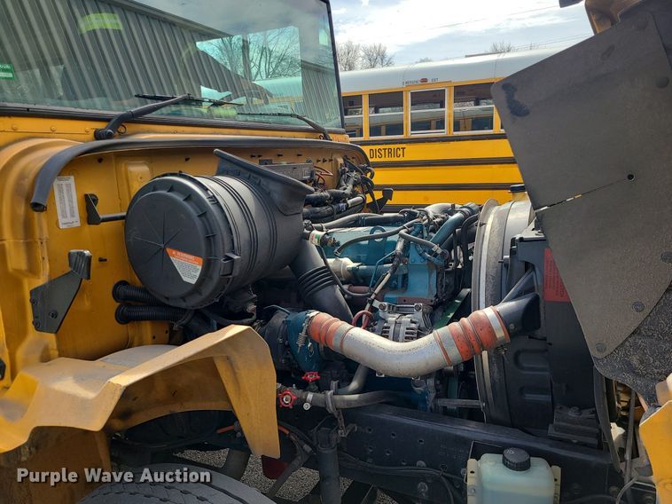 image for item LH9922 2007 IC PB105  school bus