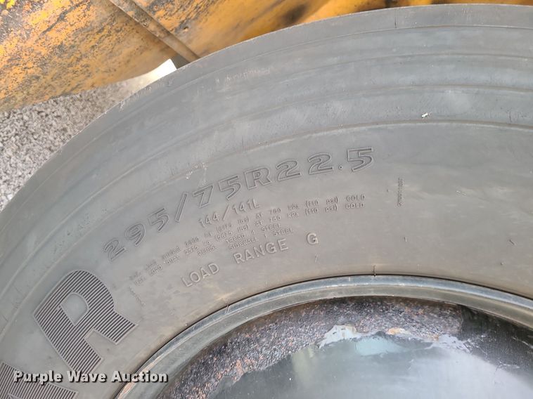 image for item LH9922 2007 IC PB105  school bus