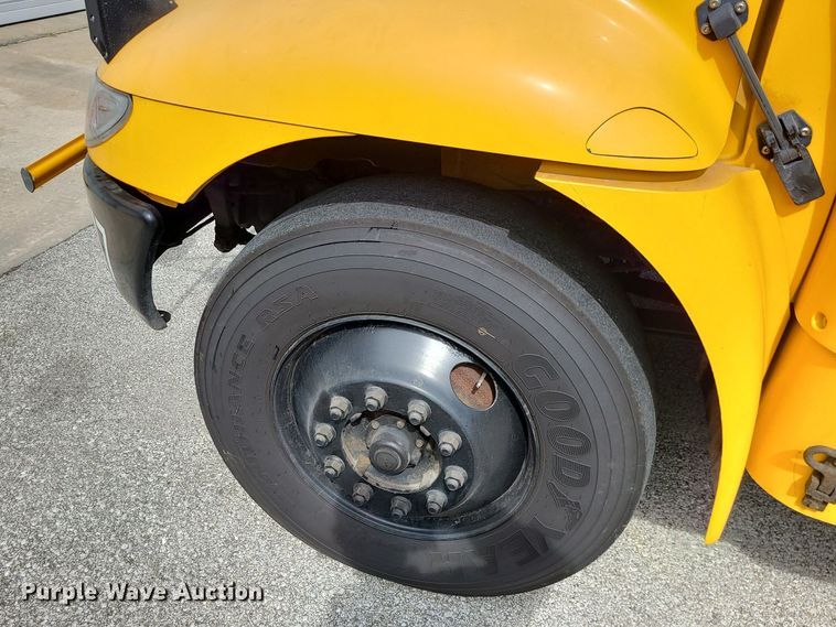 image for item LH9922 2007 IC PB105  school bus